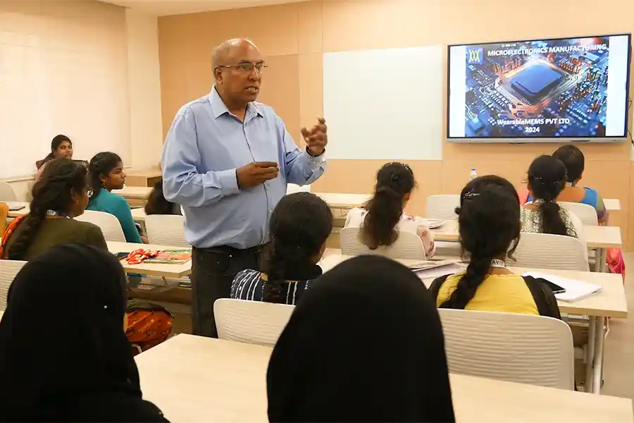 AVIT - Digital Classroom